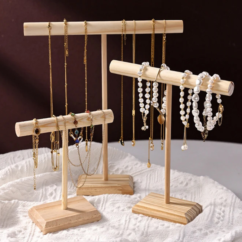Jewelry And Watches Store - Mücevher Saklama ve Sergileme Rafı Masif
