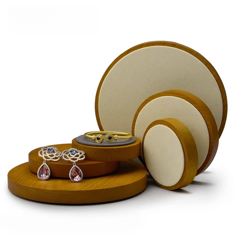 Saatler, Yüzükler için Ahşap M - Jewelry And Watches Store incelemesi ve fiyatı